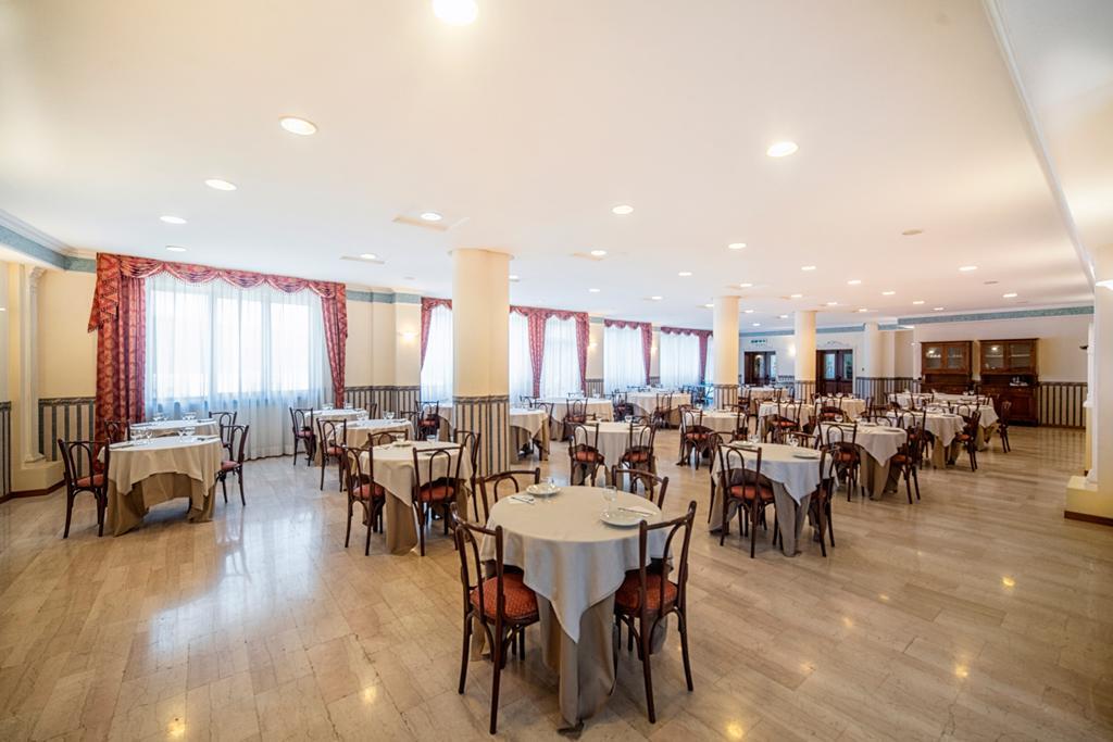 Hotel Italia & Lombardi Montefiascone Exterior photo